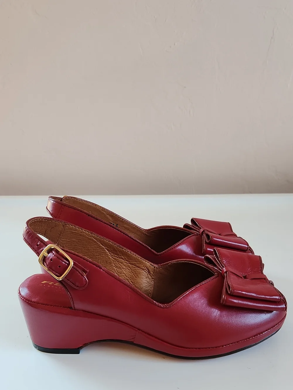 Re-mix Classic Vintage Gloria Red Leather Slingback Wedge  Heels with Bow Size 7